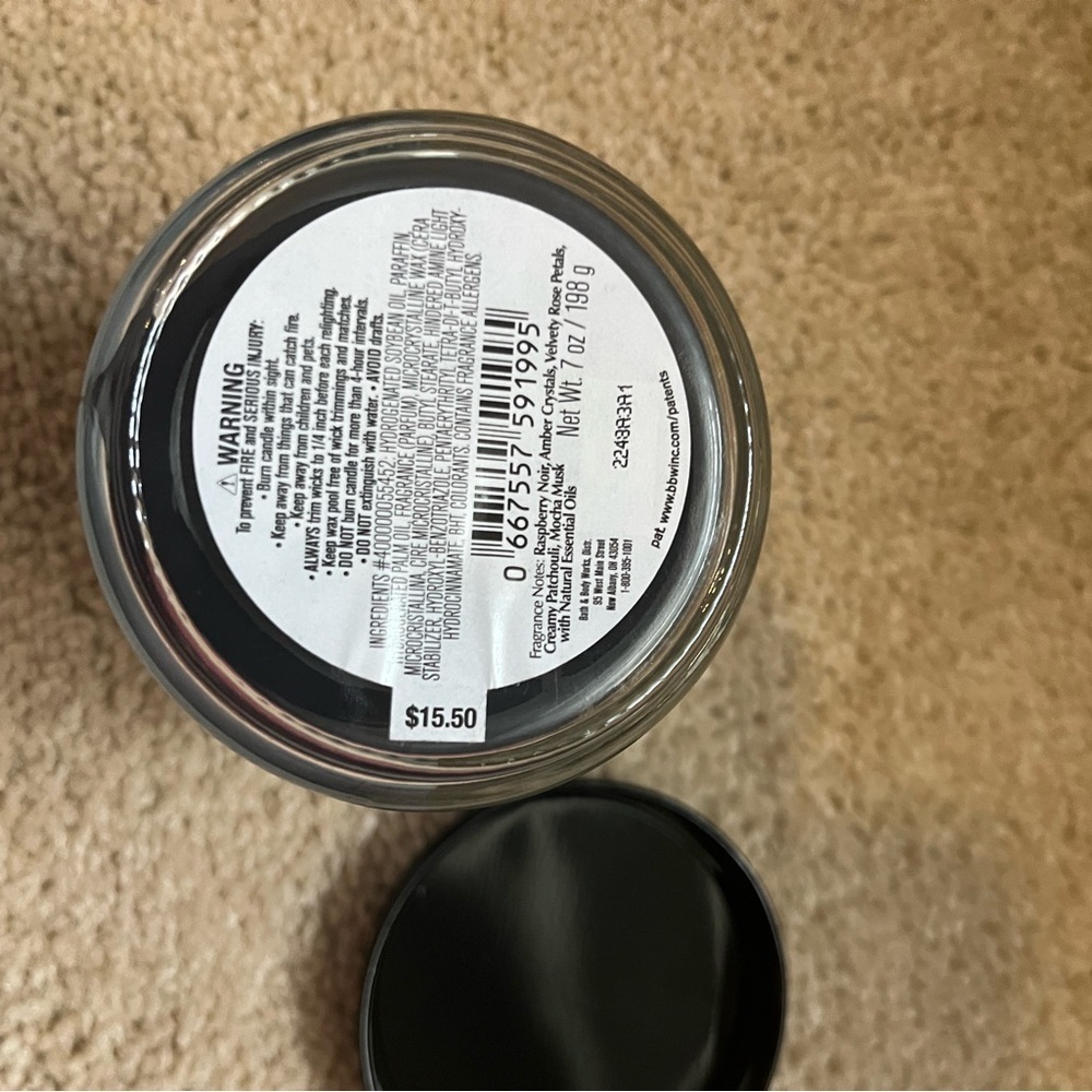 Bath & Body Works Into the Night Candle - Black and Gold - Picture 4 of 4